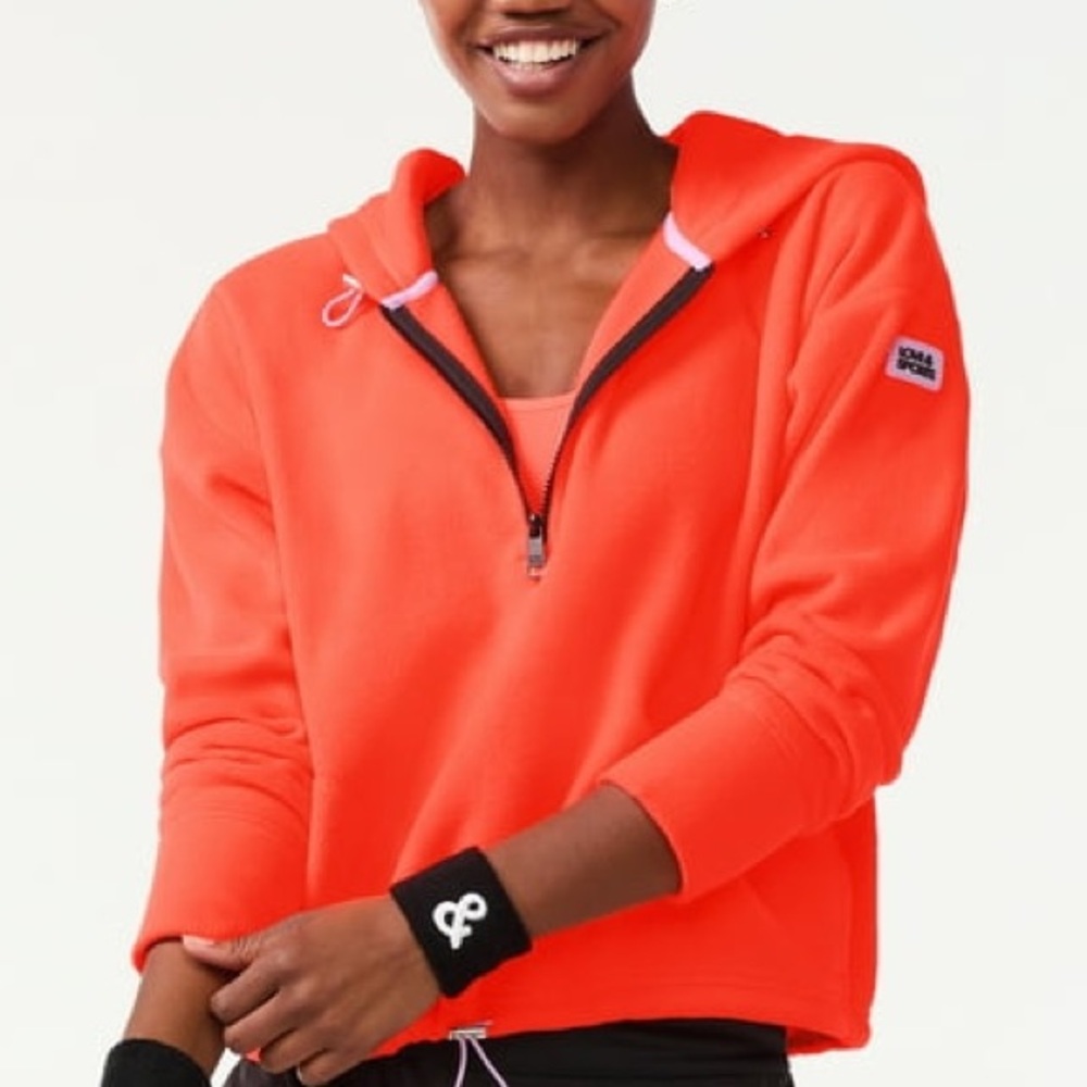 Love & Sports Oversized Fleece Pullover – Vibrant & Cozy